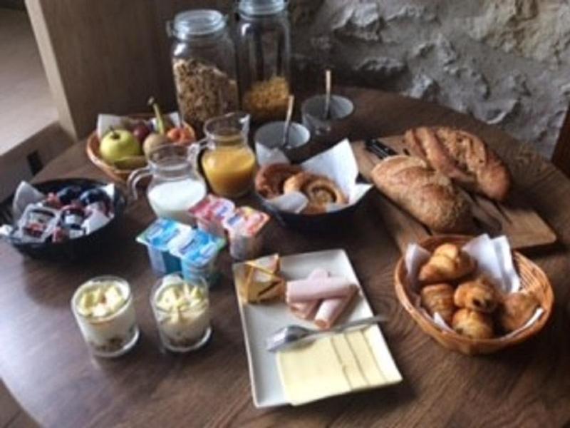 Prune D'Ente - B&B Las Coussoulesses Anthe Exterior foto