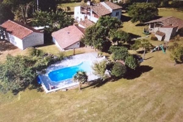 Prune D'Ente - B&B Las Coussoulesses Anthe Exterior foto